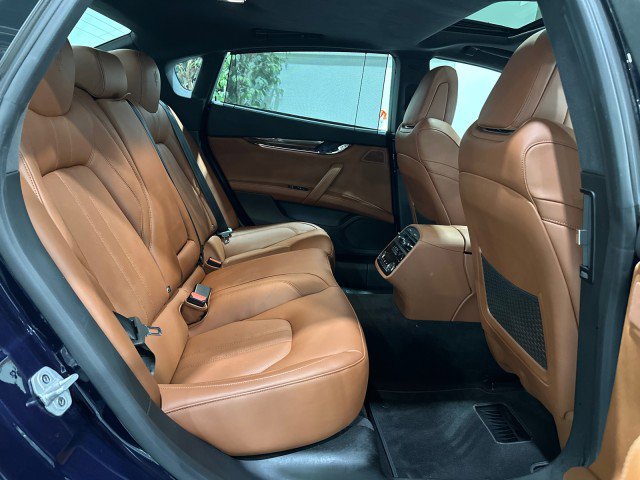 Used 2018 Maserati Quattroporte S GranSport RWD image 48
