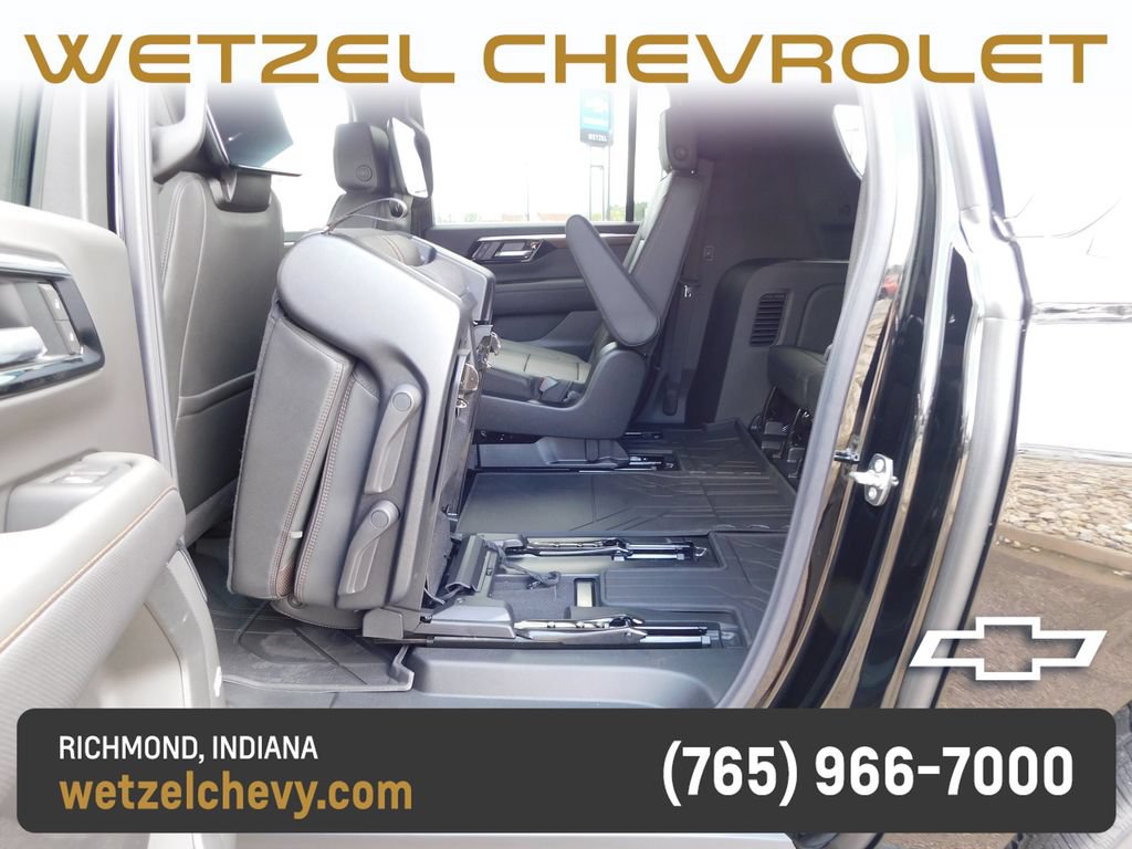 New 2026 Chevrolet Suburban High Country AWD/4WD image 38