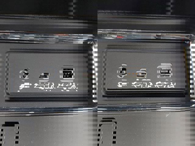 Certified 2025 Subaru Ascent Limited w/ Popular Package #1 image 31