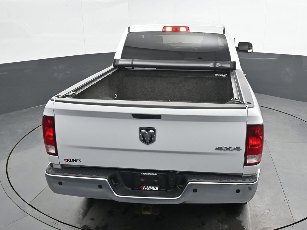 Used 2018 RAM 2500 Tradesman w/ Chrome Appearance Group image 31