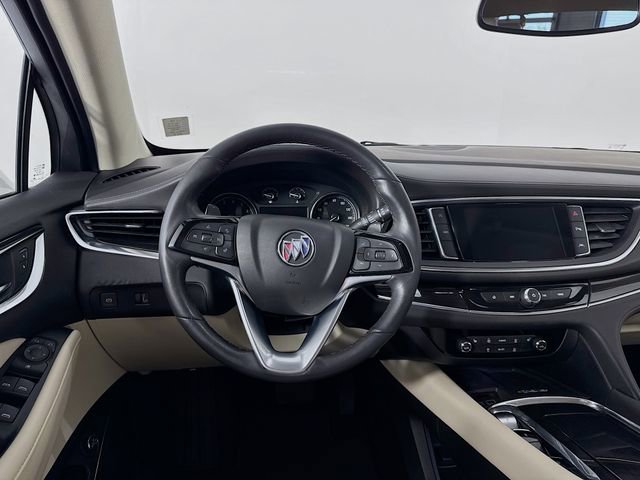 Used 2023 Buick Enclave Essence AWD/4WD image 23
