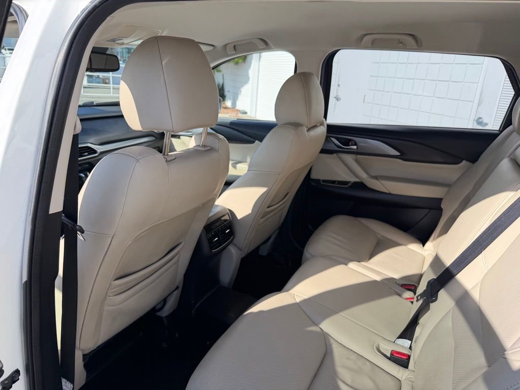 Used 2017 MAZDA CX-9 Touring AWD/4WD image 17