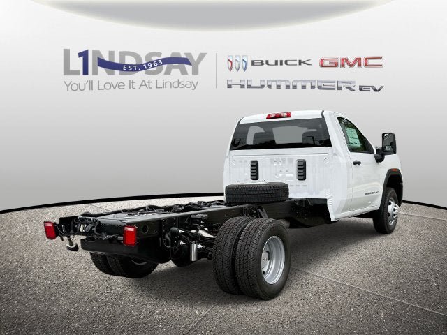 New 2026 GMC Sierra 3500 Pro w/ Convenience Package AWD/4WD image 2