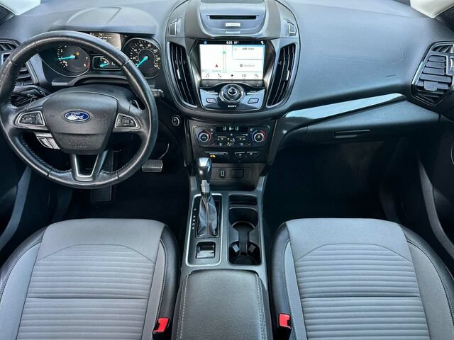 Used 2017 Ford Escape Titanium FWD image 16