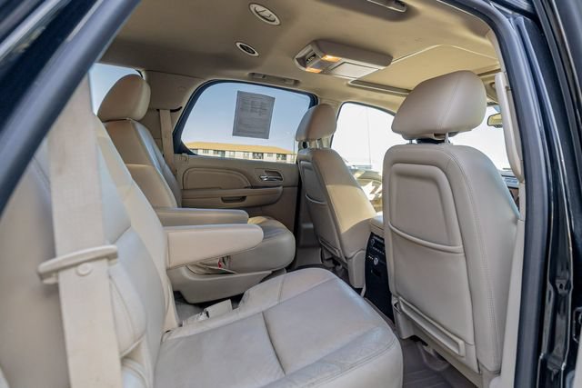 Used 2014 Cadillac Escalade Luxury image 20