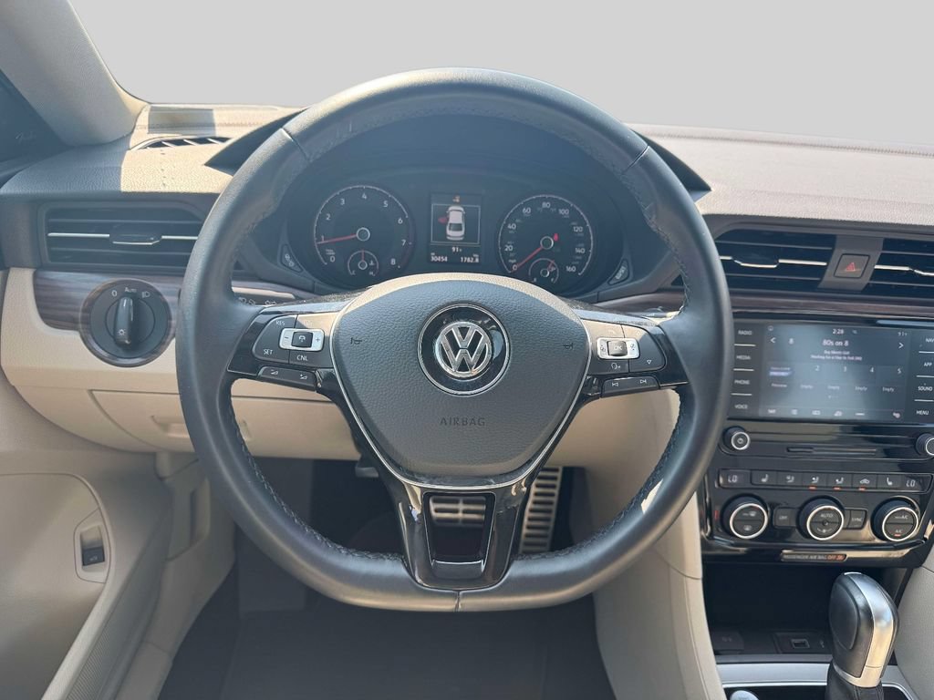 Used 2020 Volkswagen Passat 2.0T SEL FWD image 13