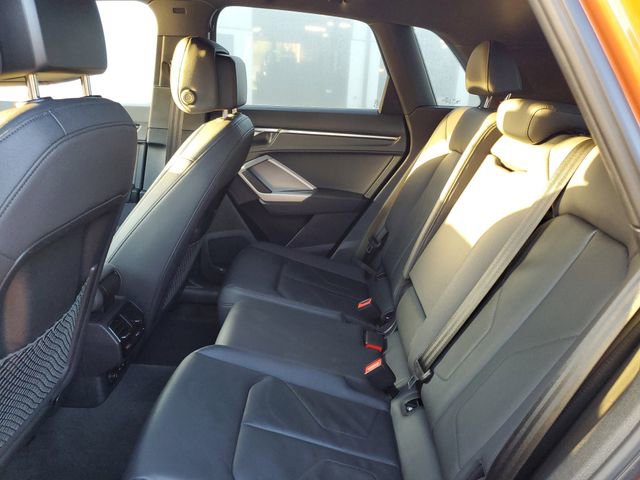 Used 2025 Audi Q3 2.0T Premium image 10