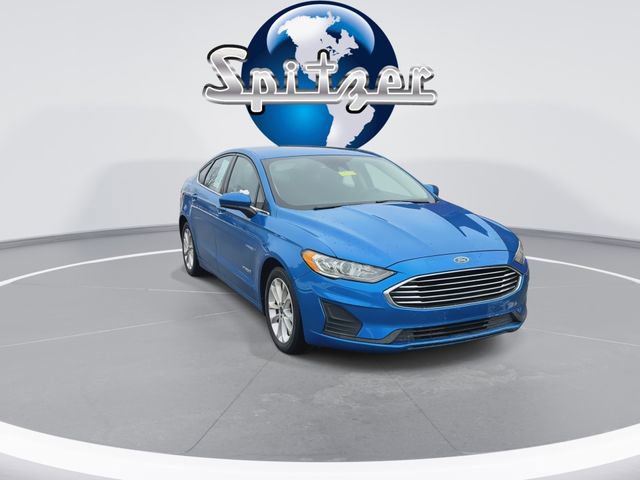 Used 2019 Ford Fusion SE image 3