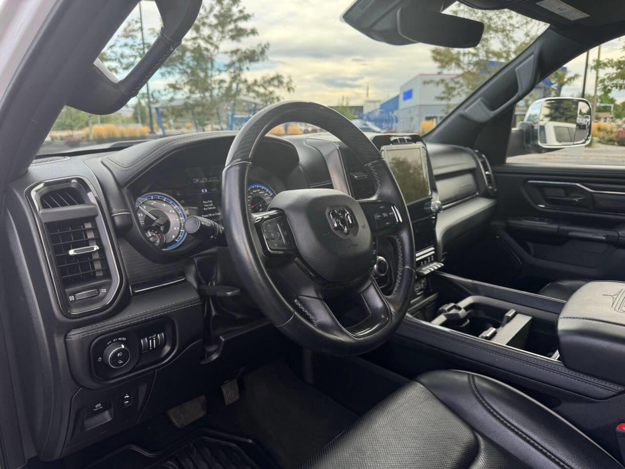 Used 2022 RAM 1500 Limited w/ Body-Colour Bumper Group image 14