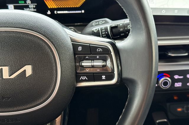 Certified 2024 Kia Sorento S w/ Panoramic Sunroof Package image 34