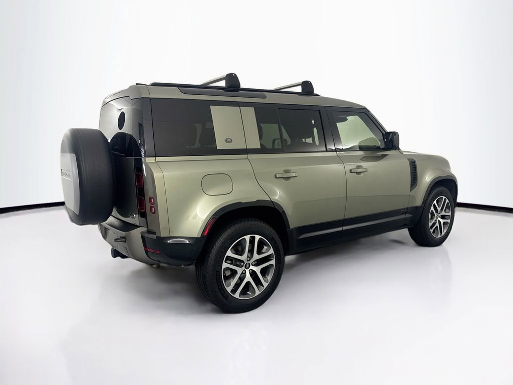 Used 2021 Land Rover Defender 110 X-Dynamic HSE image 5