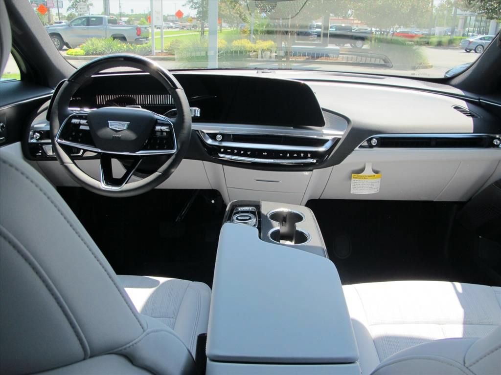 New 2026 Cadillac Lyriq Sport RWD image 23