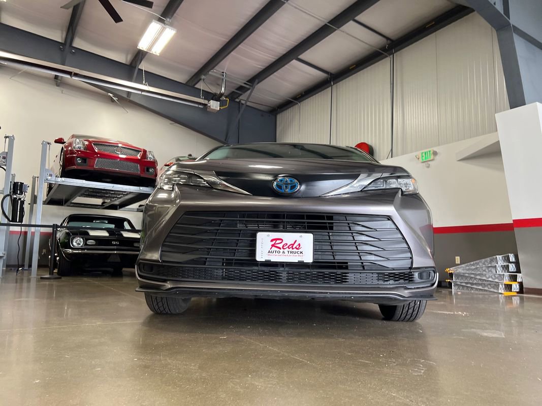 Used 2021 Toyota Sienna LE image 70