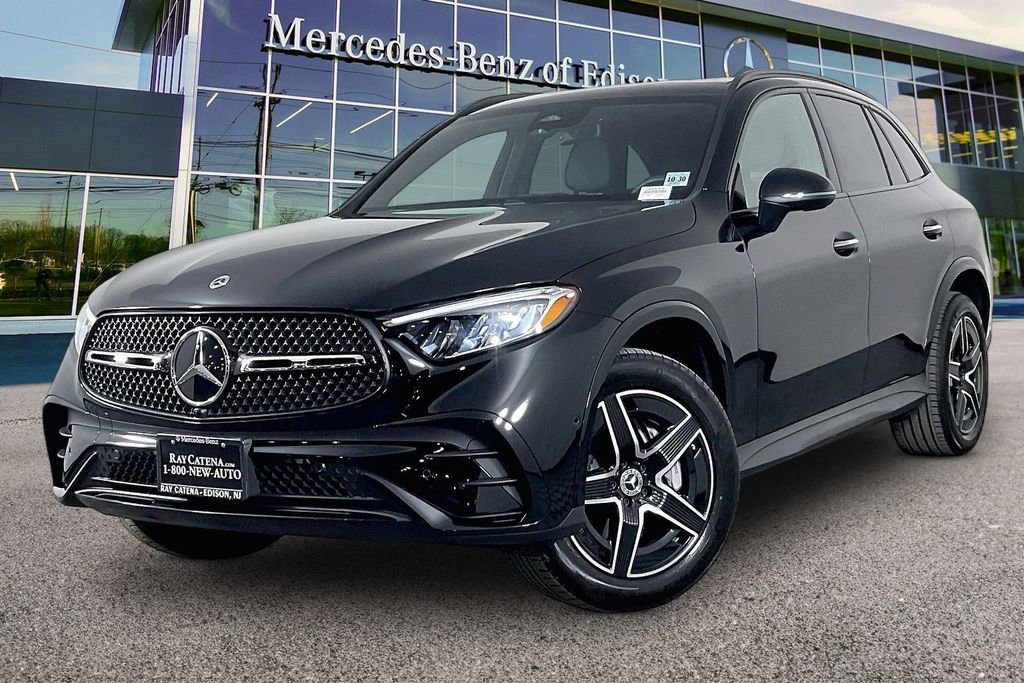 Used 2026 Mercedes-Benz GLC 300 4MATIC image 9