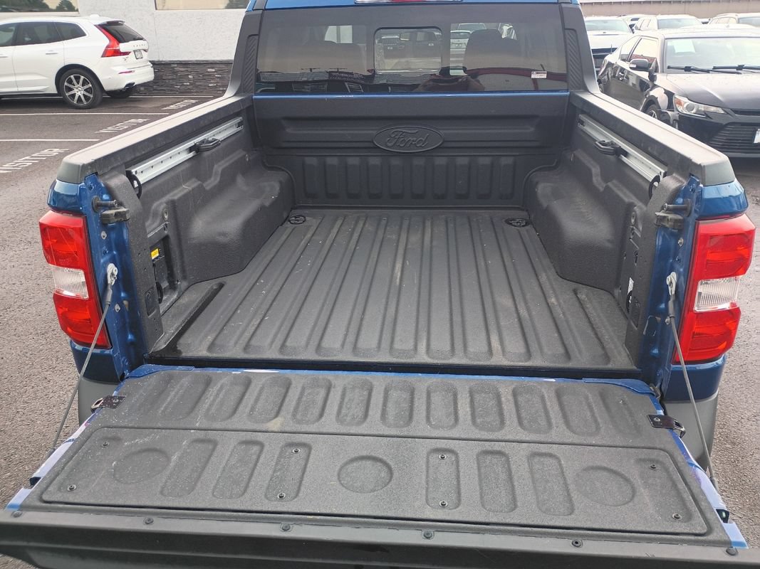 Used 2024 Ford Maverick Lariat w/ FX4 Off-Road Package AWD/4WD image 13