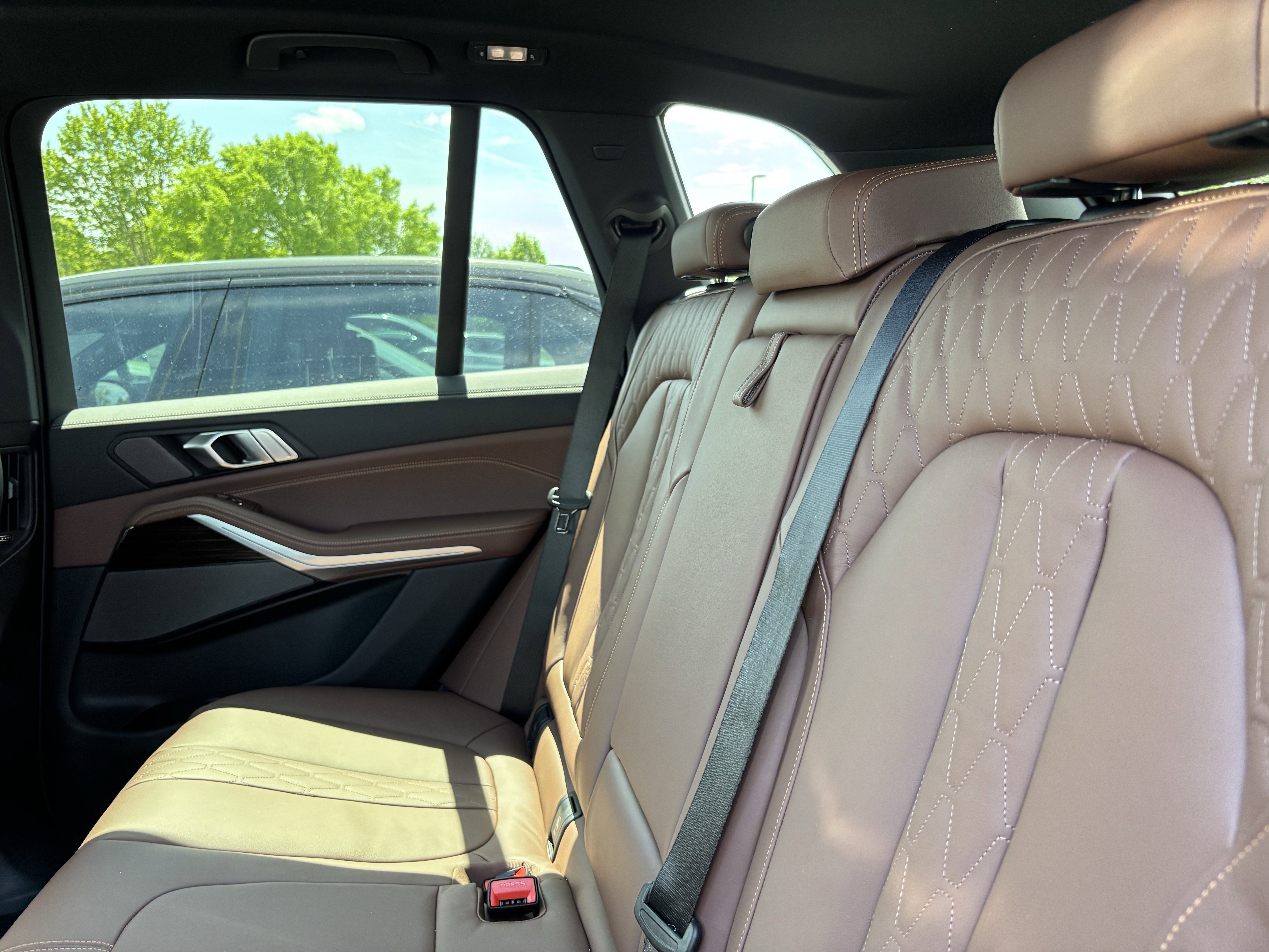 Certified 2026 BMW X5 xDrive40i w/ M Sport Package image 32