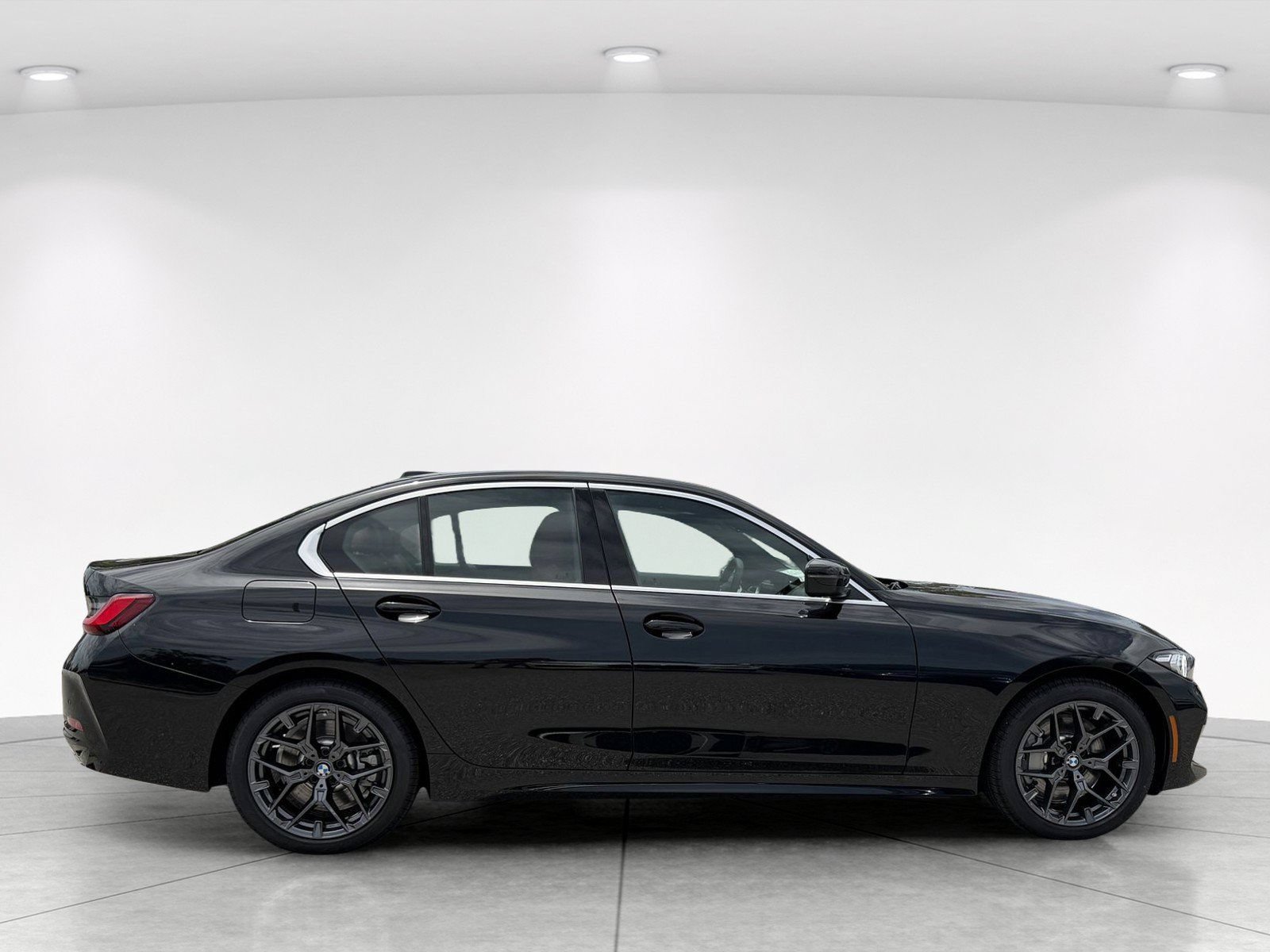 New 2026 BMW 330i Sedan w/ Premium Package RWD image 2