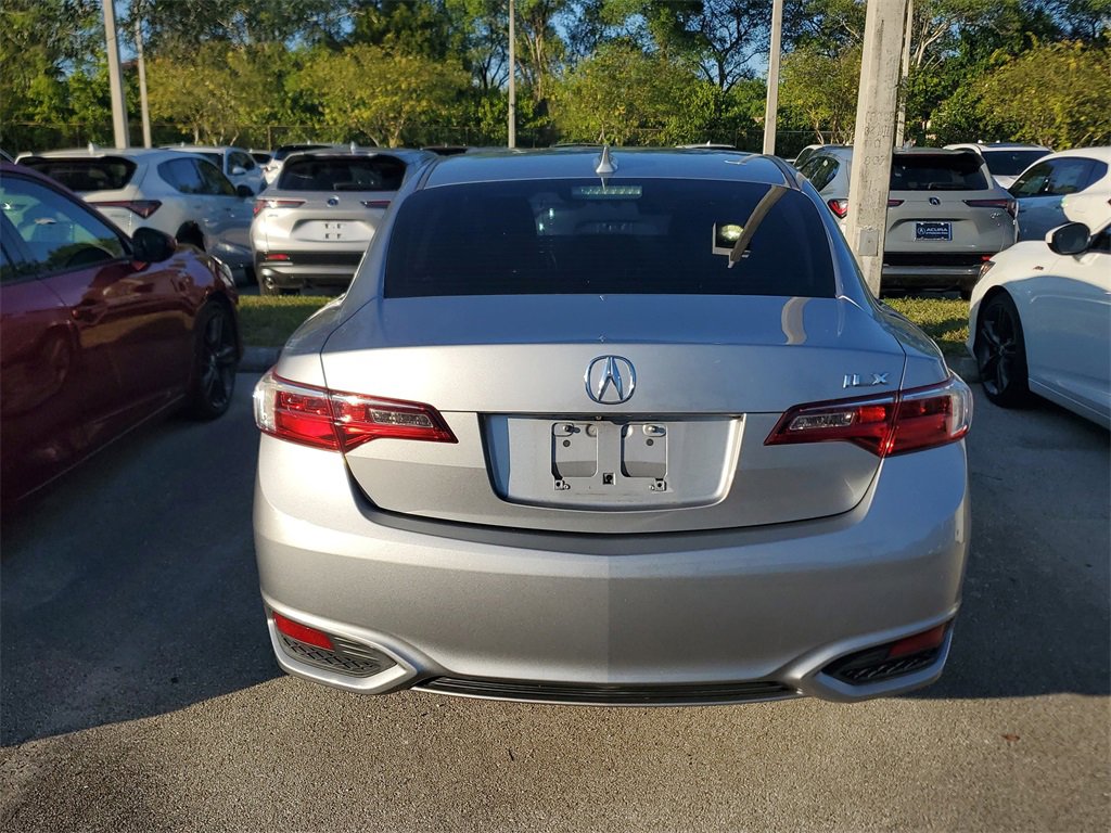 Used 2017 Acura ILX image 7