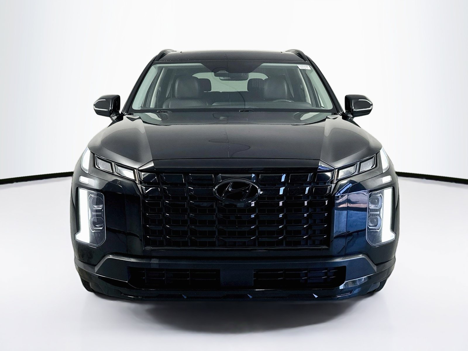 Used 2023 Hyundai Palisade XRT FWD image 2