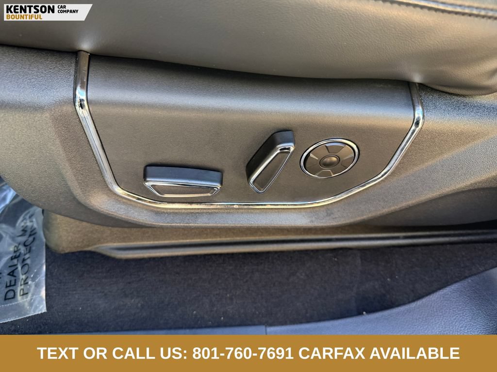Used 2024 Ford Expedition Platinum AWD/4WD image 32