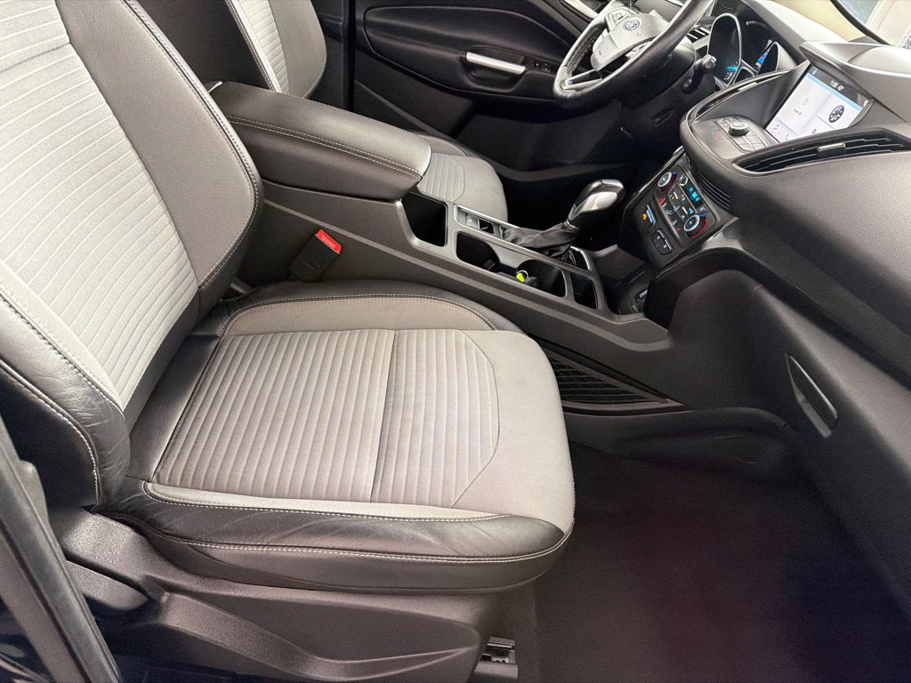 Used 2019 Ford Escape SE AWD/4WD image 24