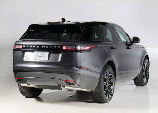 New 2026 Land Rover Range Rover Velar Dynamic SE image 2