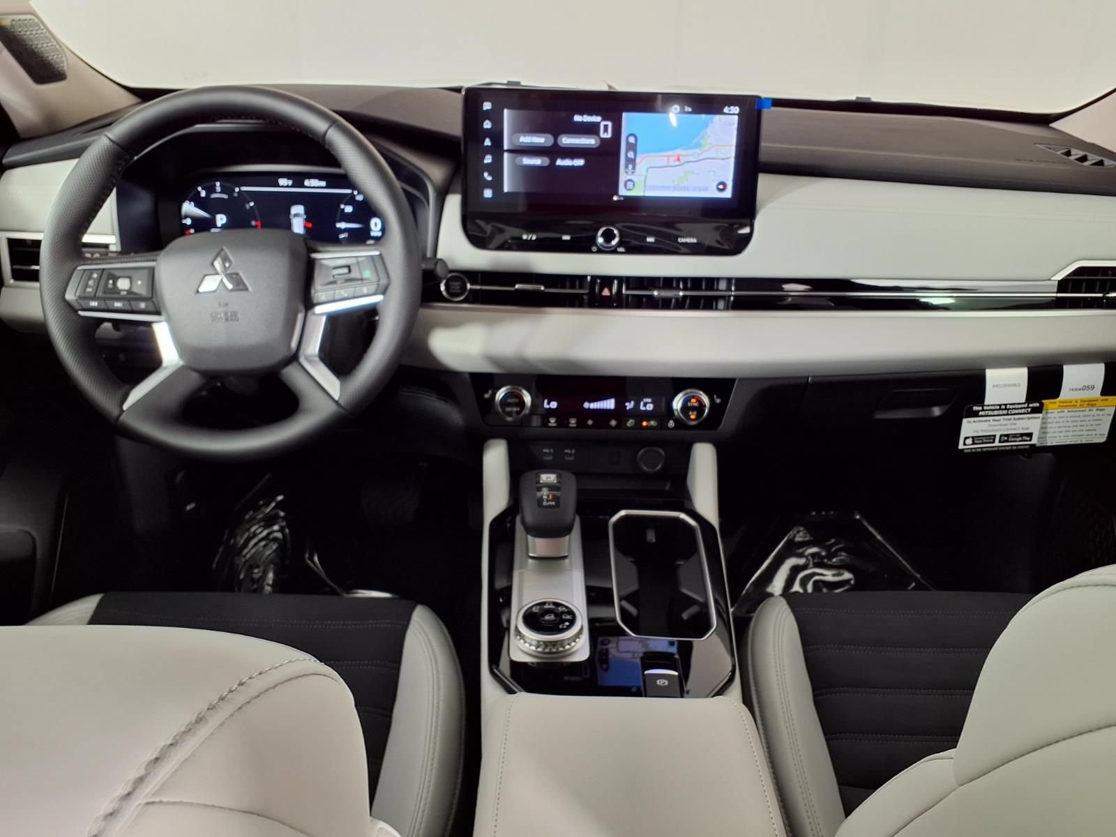 New 2026 Mitsubishi Outlander SE FWD image 12
