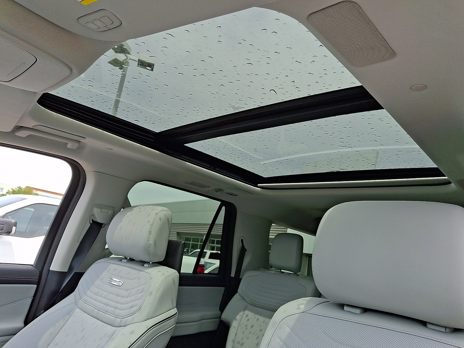 Certified 2026 Ford Expedition Max Platinum w/ Platinum Ultimate Package AWD/4WD image 21