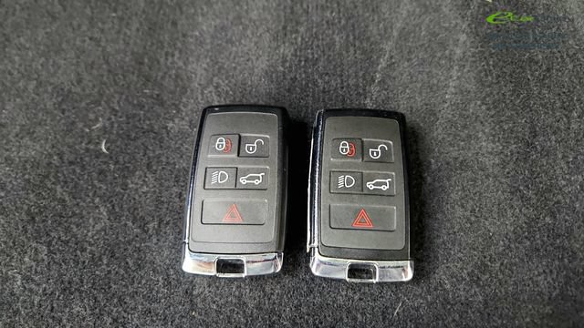 Used 2026 Jaguar F-PACE R-Dynamic S AWD/4WD image 82