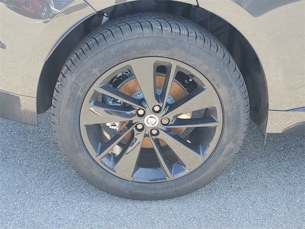 New 2025 Jaguar F-PACE R-Dynamic S image 5