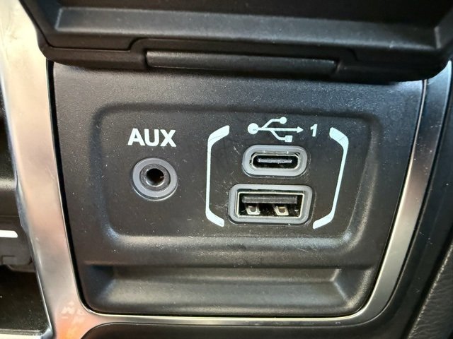 Certified 2023 Jeep Wrangler Sahara w/ Cold Weather Group image 26