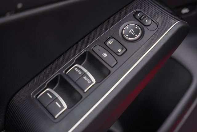 Used 2022 Honda Civic Touring image 39