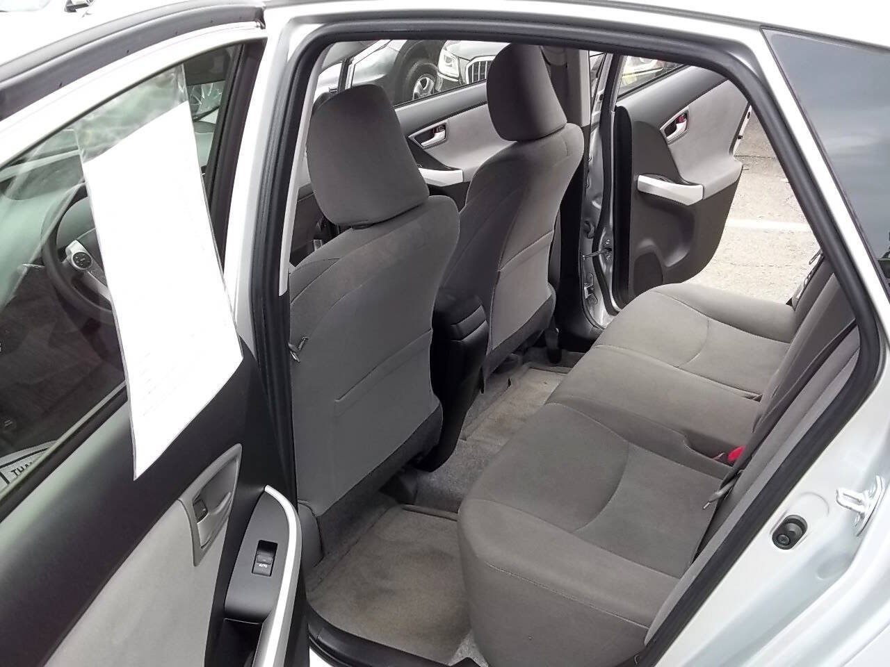 Used 2014 Toyota Prius Three w/ Solar Roof Package FWD image 8