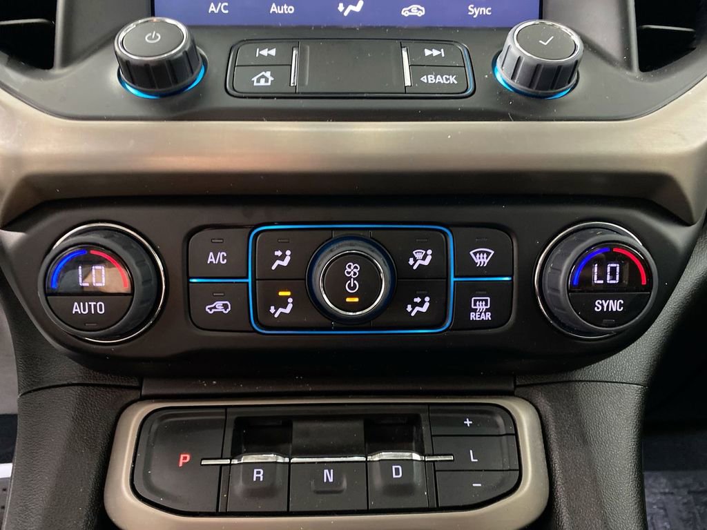 Certified 2023 GMC Acadia Denali w/ Denali Ultimate Package AWD/4WD image 18