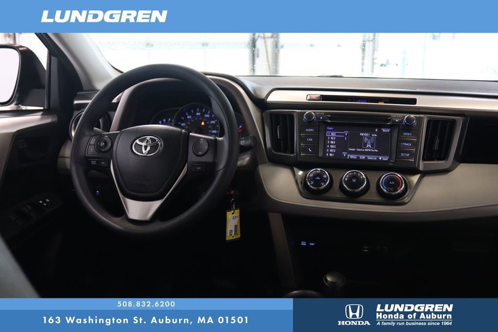 Used 2015 Toyota RAV4 LE image 14