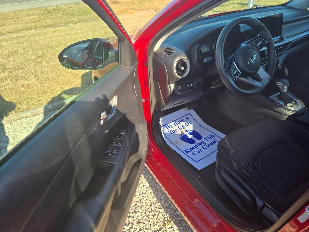 Used 2021 Kia Forte LXS image 5