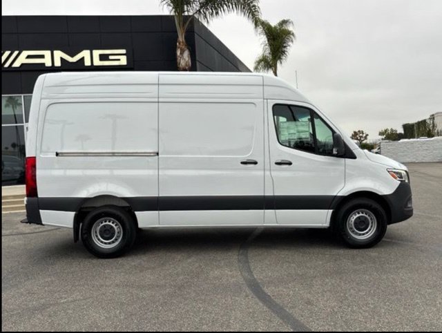 New 2026 Mercedes-Benz Sprinter 2500 image 3