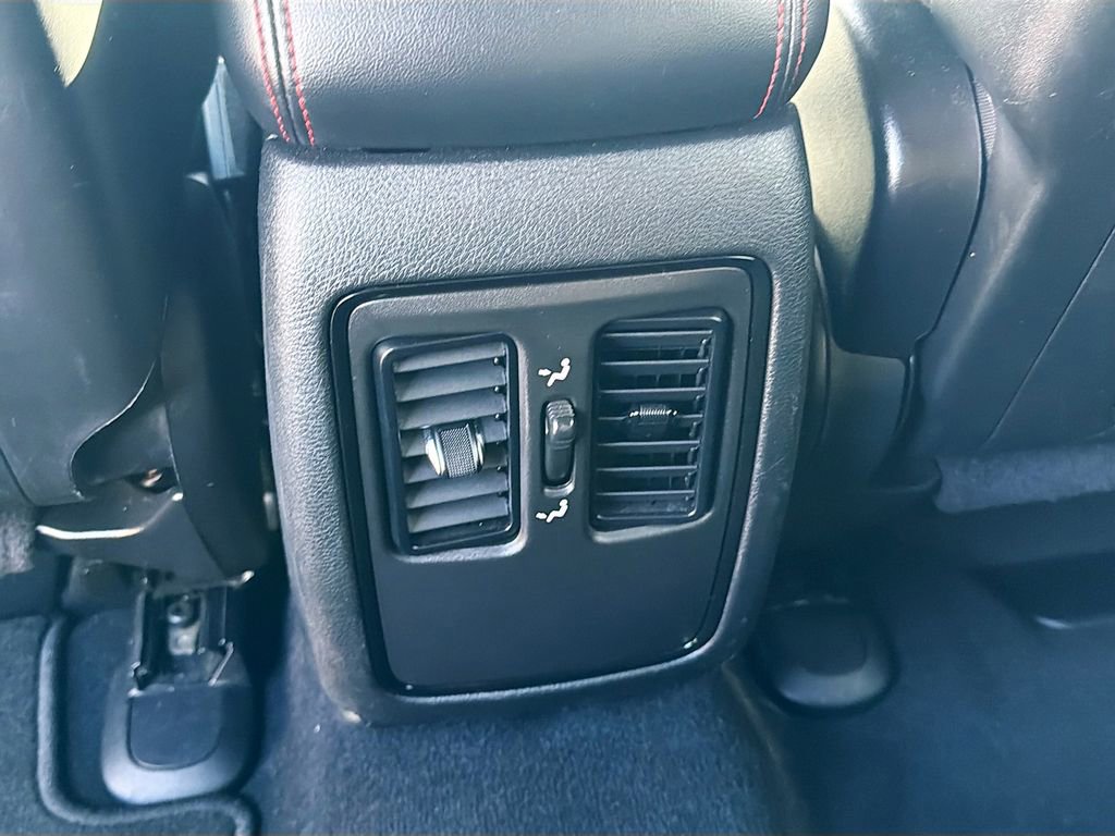 Used 2024 Dodge Durango GT image 20