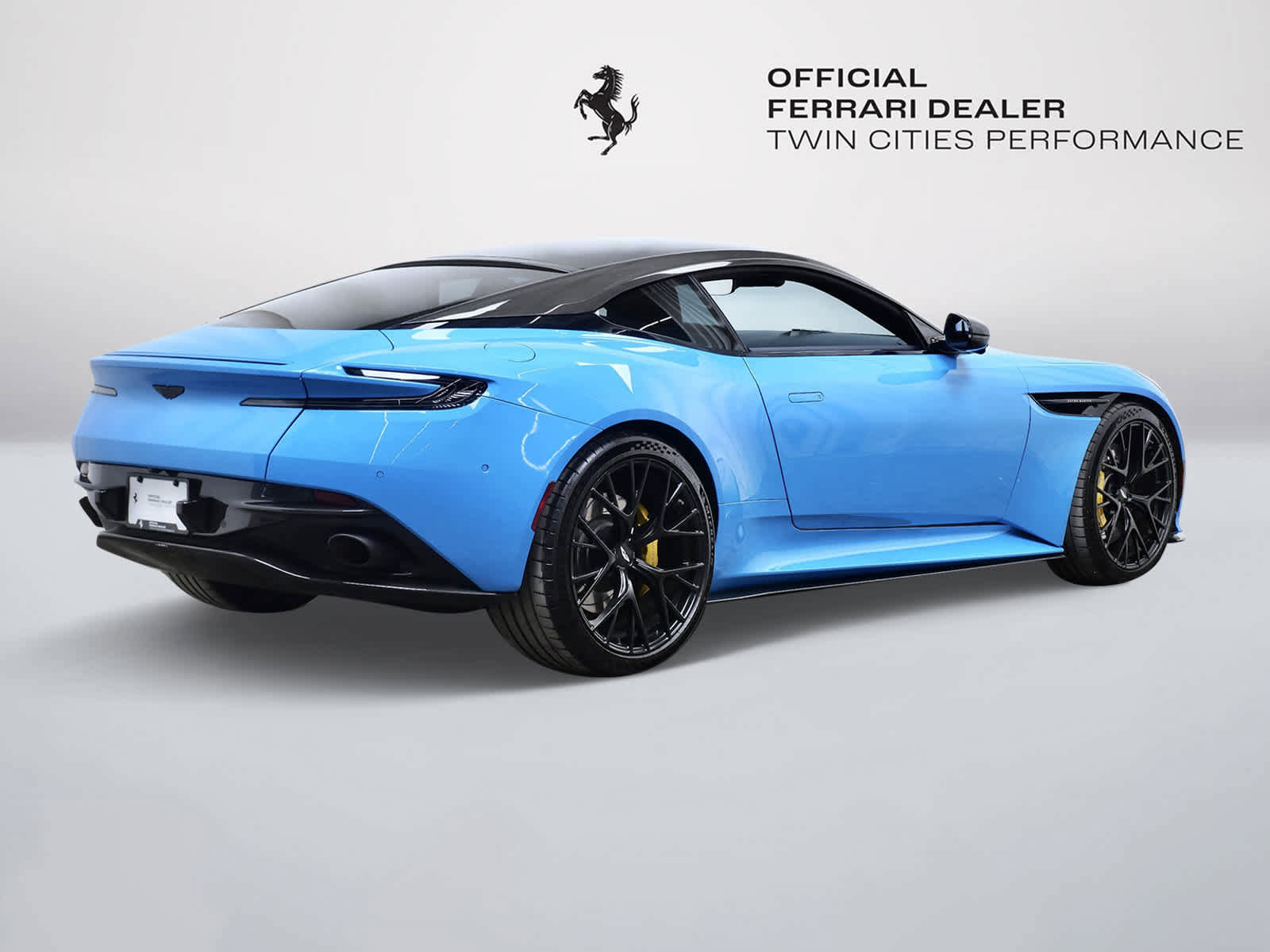 Used 2024 Aston Martin DB12 Coupe image 6