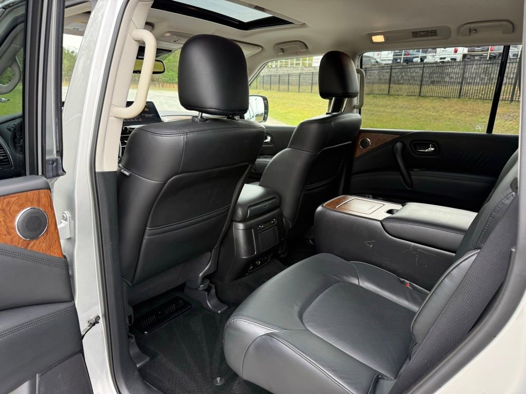Used 2024 Nissan Armada SL w/ Captain's Chairs Package image 31