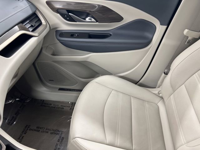 Used 2024 GMC Terrain Denali w/ Denali Premium Package image 18