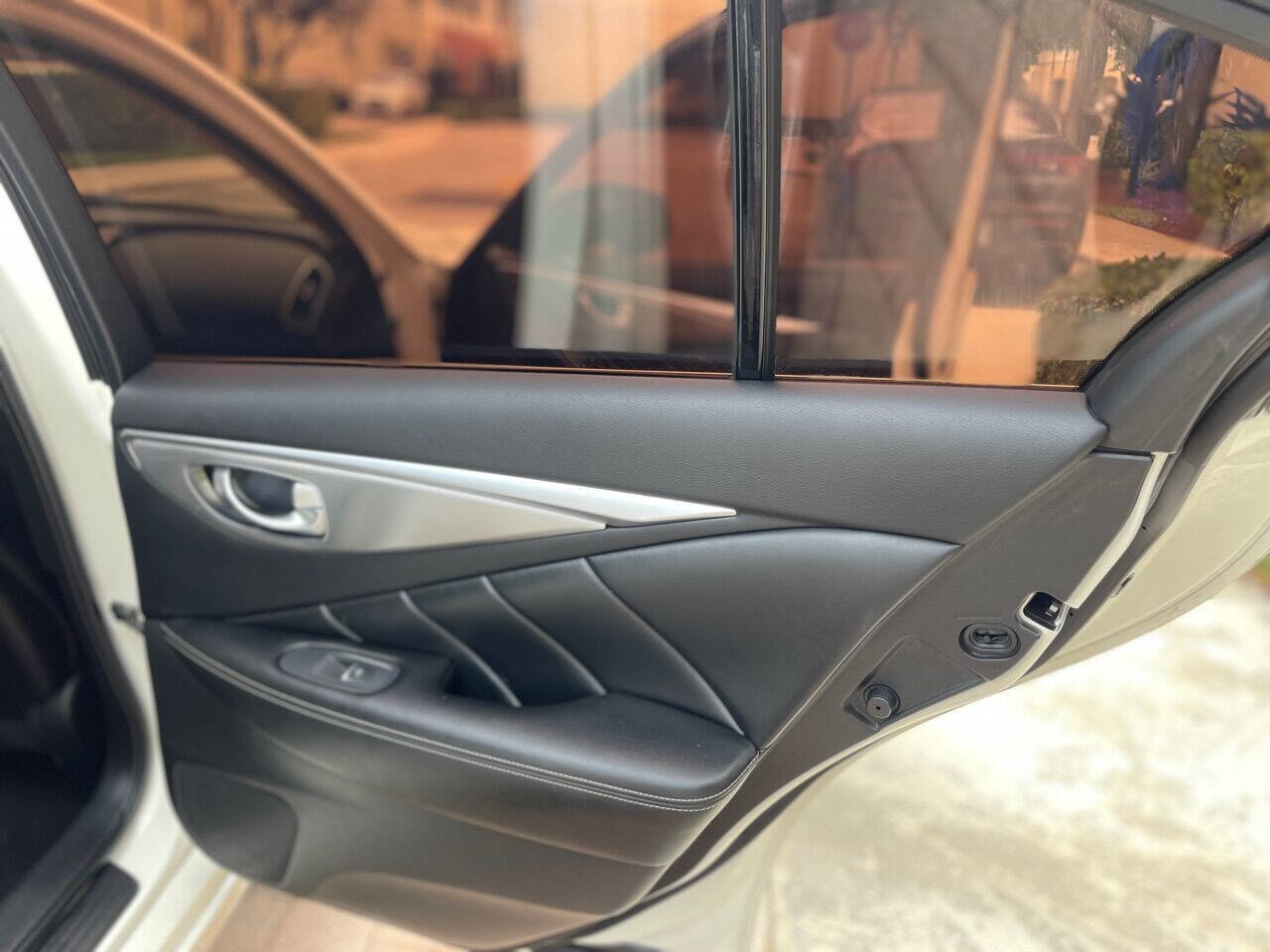 Used 2016 INFINITI Q50 Premium image 21