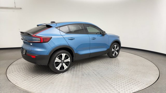 Certified 2023 Volvo C40 Recharge Core AWD/4WD image 2