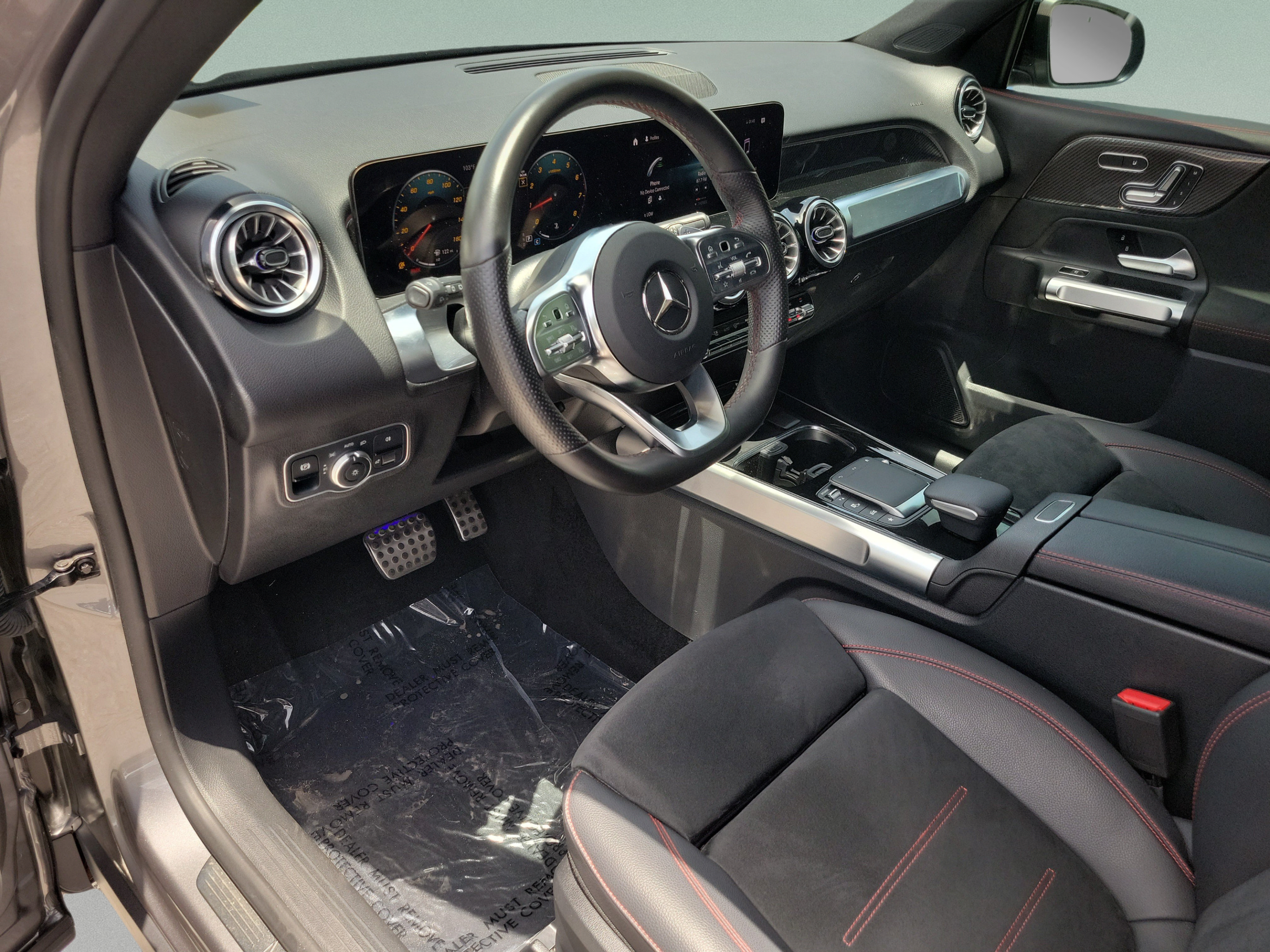 Used 2023 Mercedes-Benz GLB 250 image 19