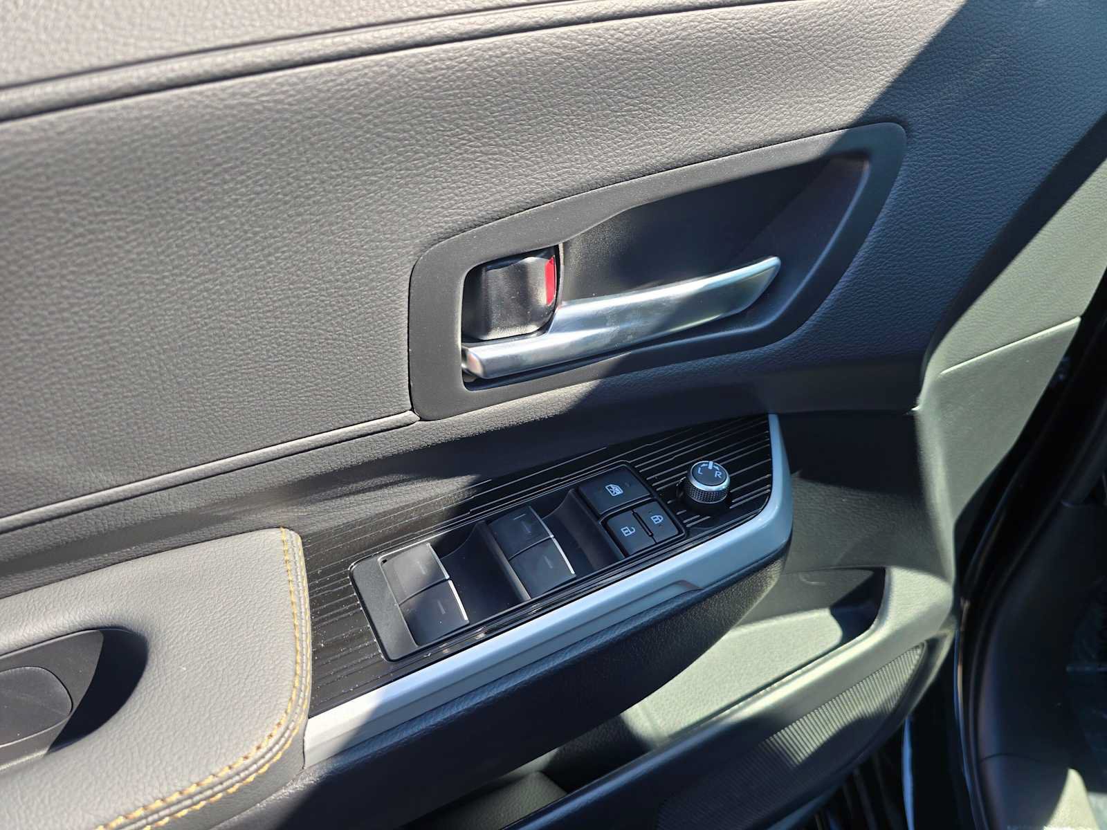 New 2026 Toyota Sienna XLE Woodland Edition AWD/4WD image 20