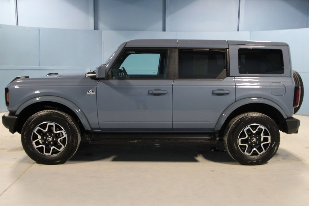 Used 2025 Ford Bronco Outer Banks image 27