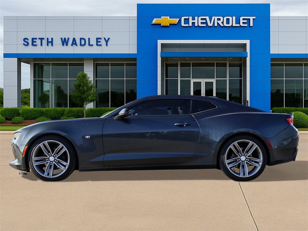 Used 2018 Chevrolet Camaro LT w/ RS Package image 4