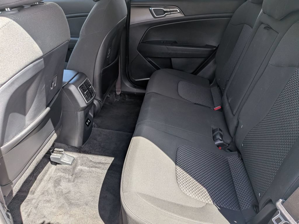 Used 2026 Kia Sportage S AWD/4WD image 32