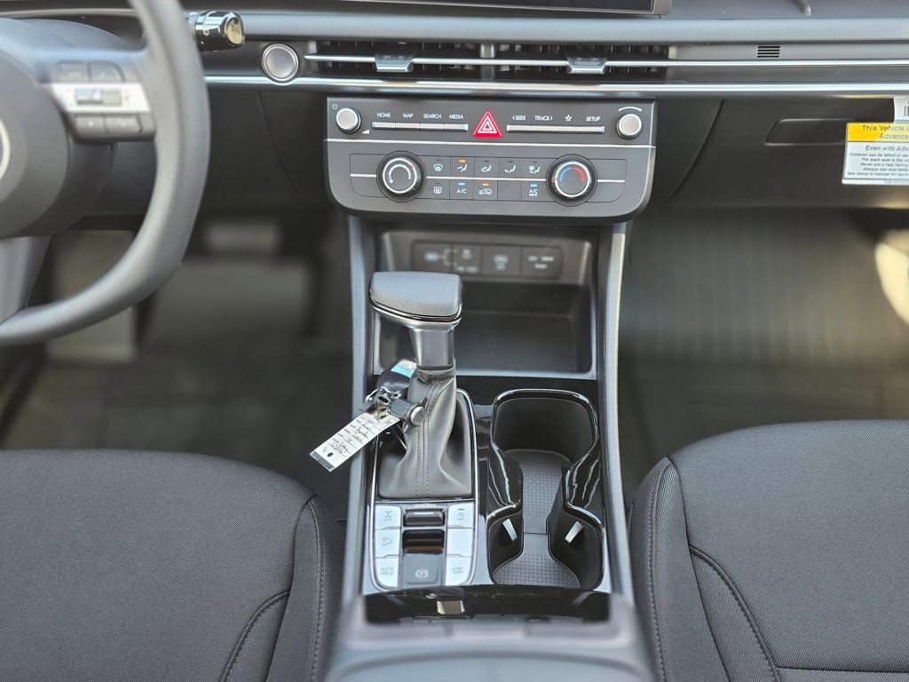 New 2026 Hyundai Tucson SE image 22