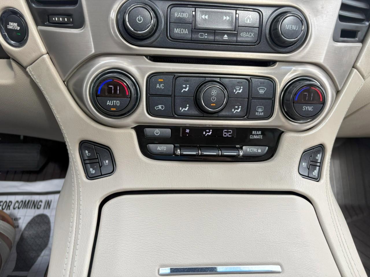 Used 2019 GMC Yukon XL Denali w/ Denali Ultimate Package AWD/4WD image 19